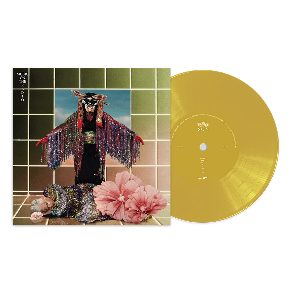 Music On The Radio (Store Exclusive Transparent Gold Metallic 7Inch Single) - Empire Of The Sun - musicstation.be