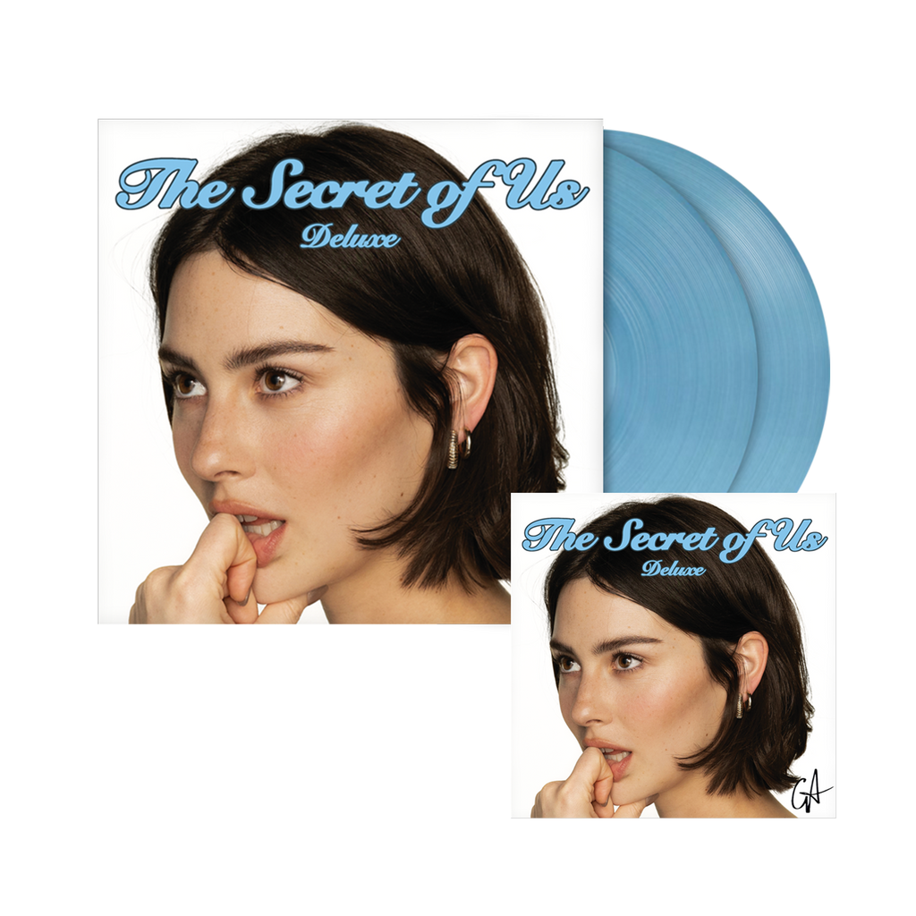 The Secret of Us (Deluxe Transparent Blue Vinyl + Signed Artcard) - Gracie Abrams - musicstation.be