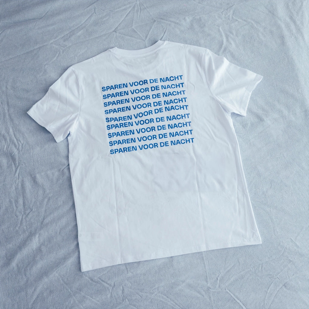 Sparen Voor De Nacht (Store Exclusive White T-Shirt) - MAKSIM - musicstation.be