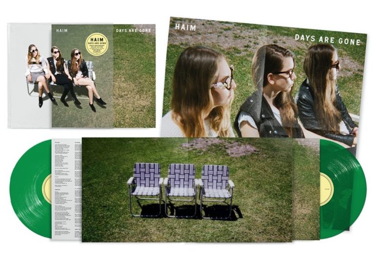 Days Are Gone (10th Anniversary Transparent Green Deluxe 2LP) - HAIM - musicstation.be