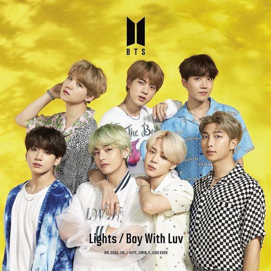 Lights / Boy With Luv (CD Single+Merchandise) - BTS - musicstation.be